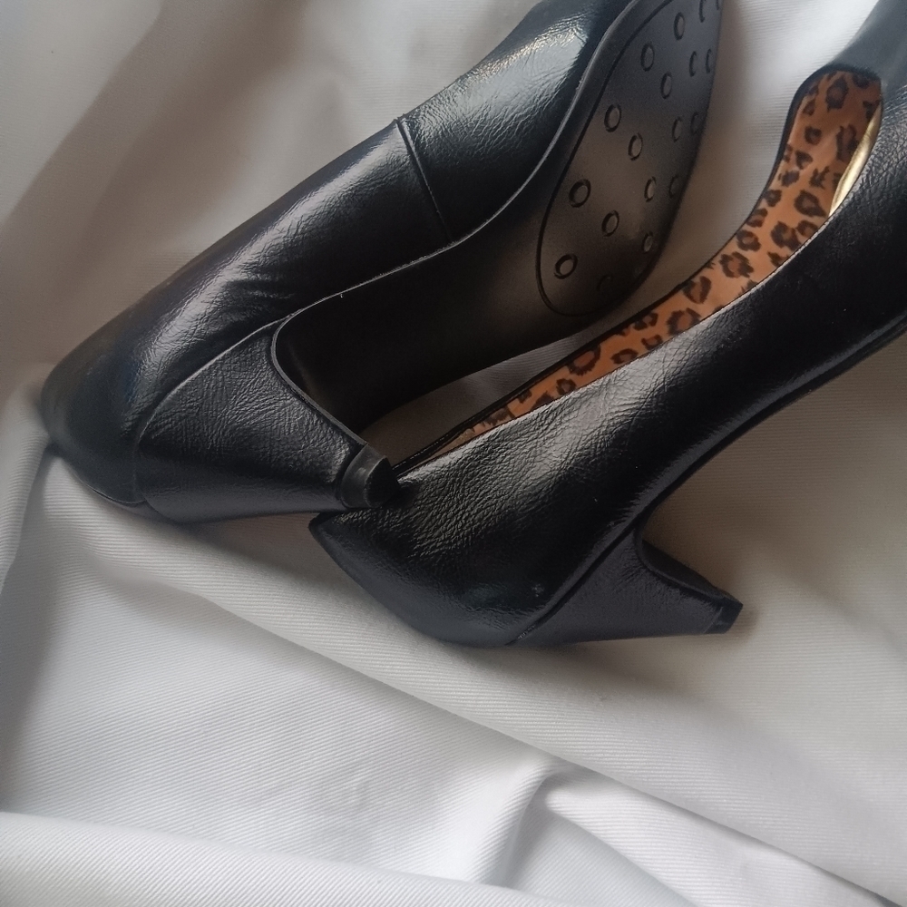 EUC Candies W 6 heeels - Picture 7 of 7